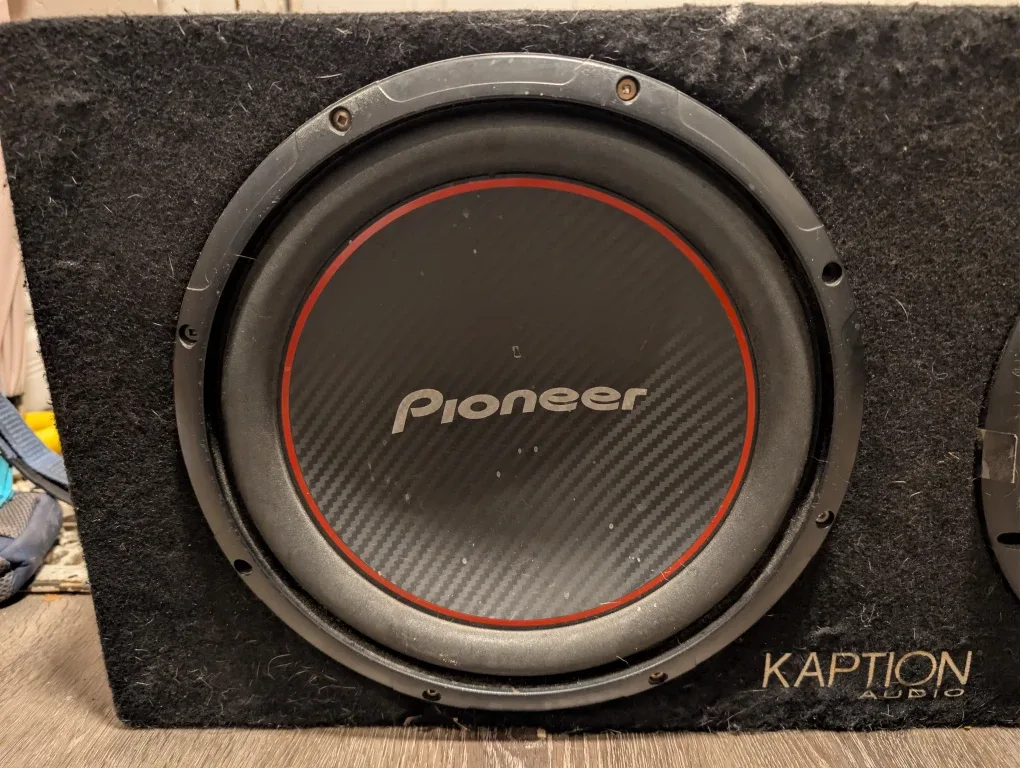 Pioneer Subwoofer in Kapton Audio Box image indicator(2)