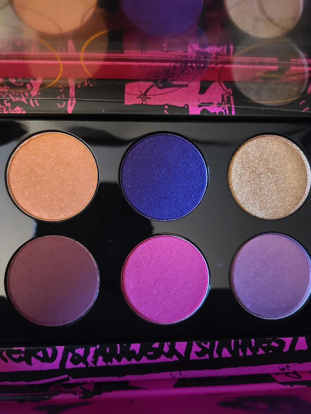 Pat McGrath Labs MTHRSHP Subversive La Vie en Rose Palette image indicator(2)