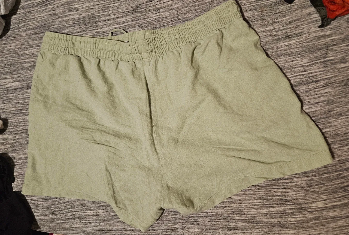 Penmans green shorts image indicator(2)