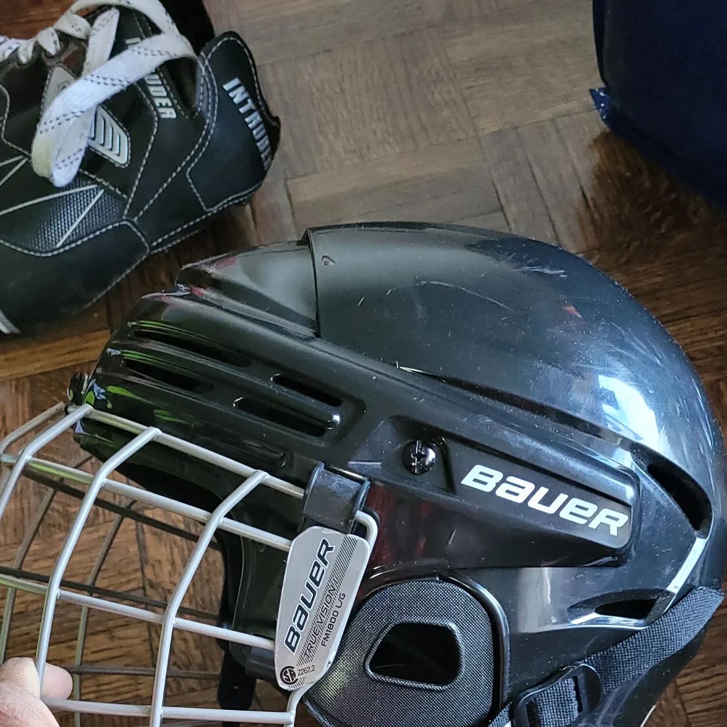 Bauer BHH1800 Hockey Helmet