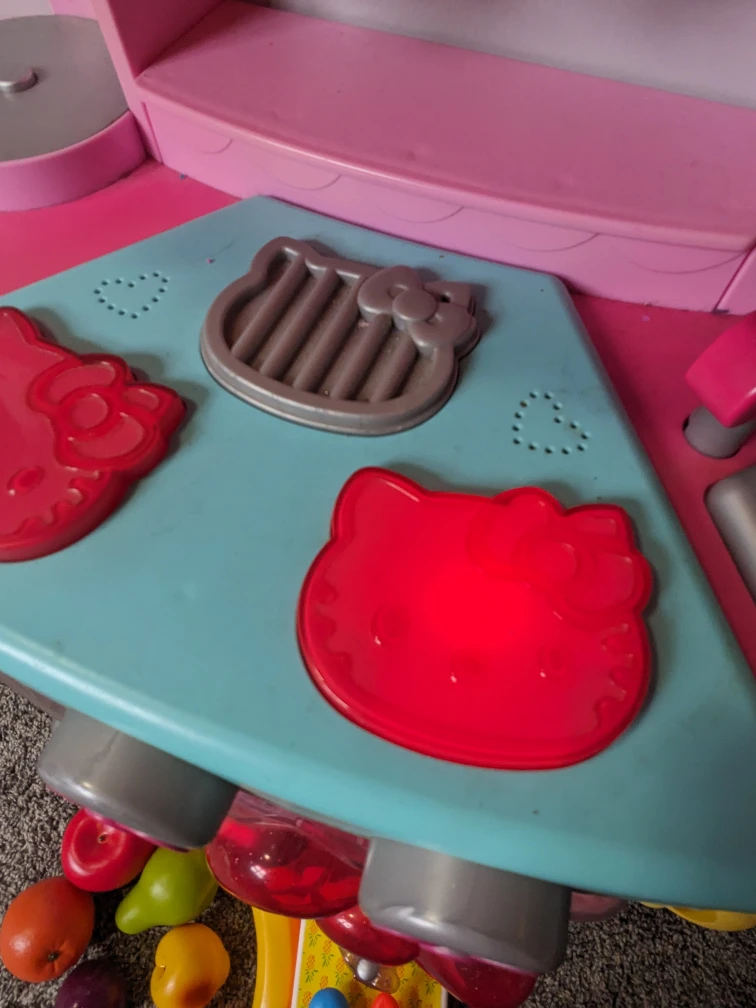 Hello Kitty Kitchen Café Playset – Sanrio – Discontinued - photo 3