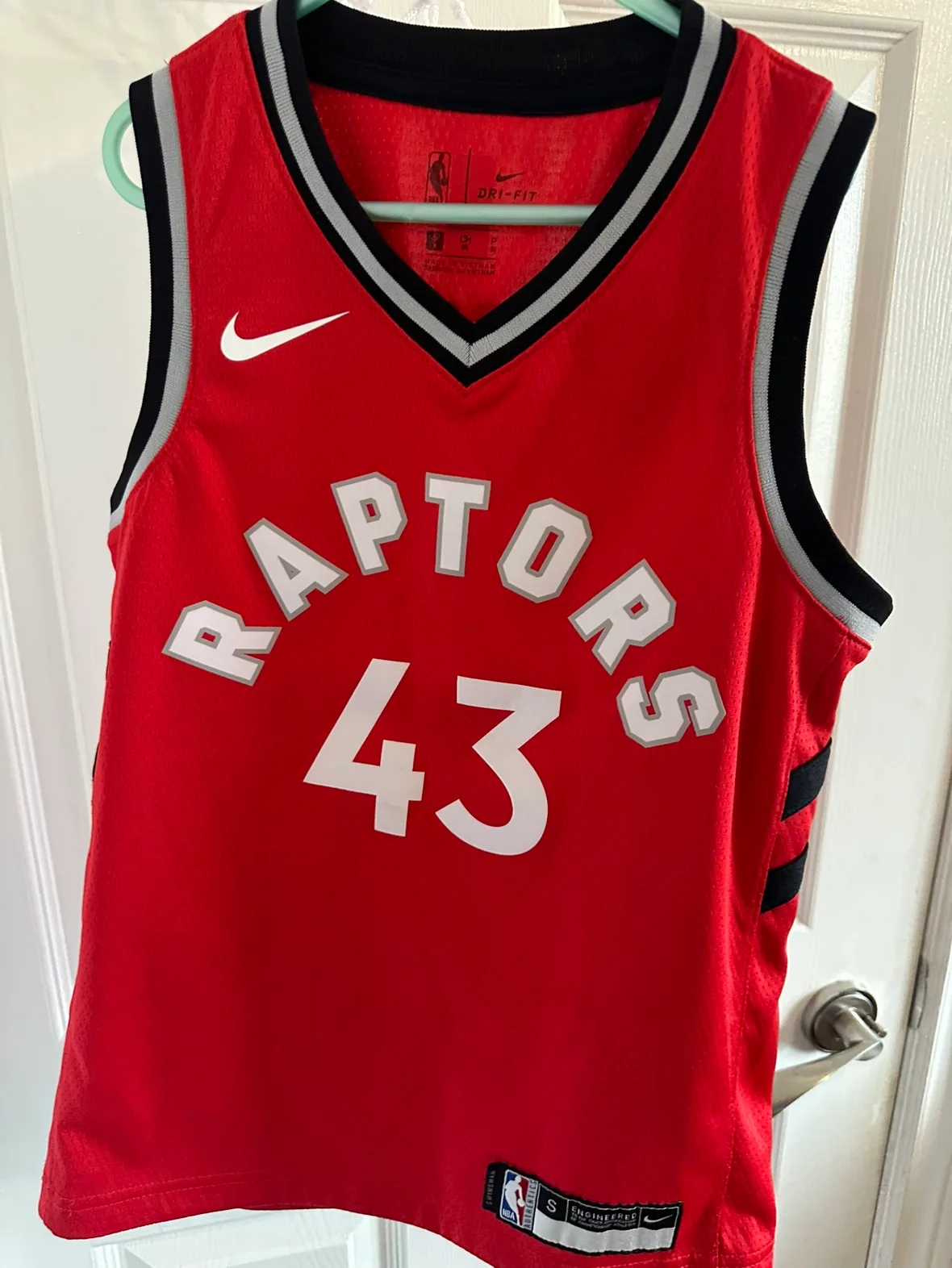 Kids age 8-10, Nike Raptors Siakam #43 Jersey - Size Small