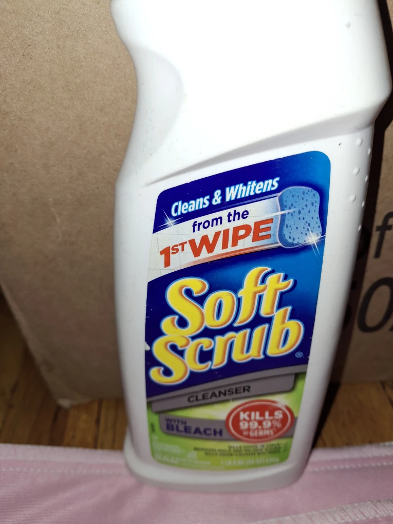 Soft Scrub Cleanser with Bleach