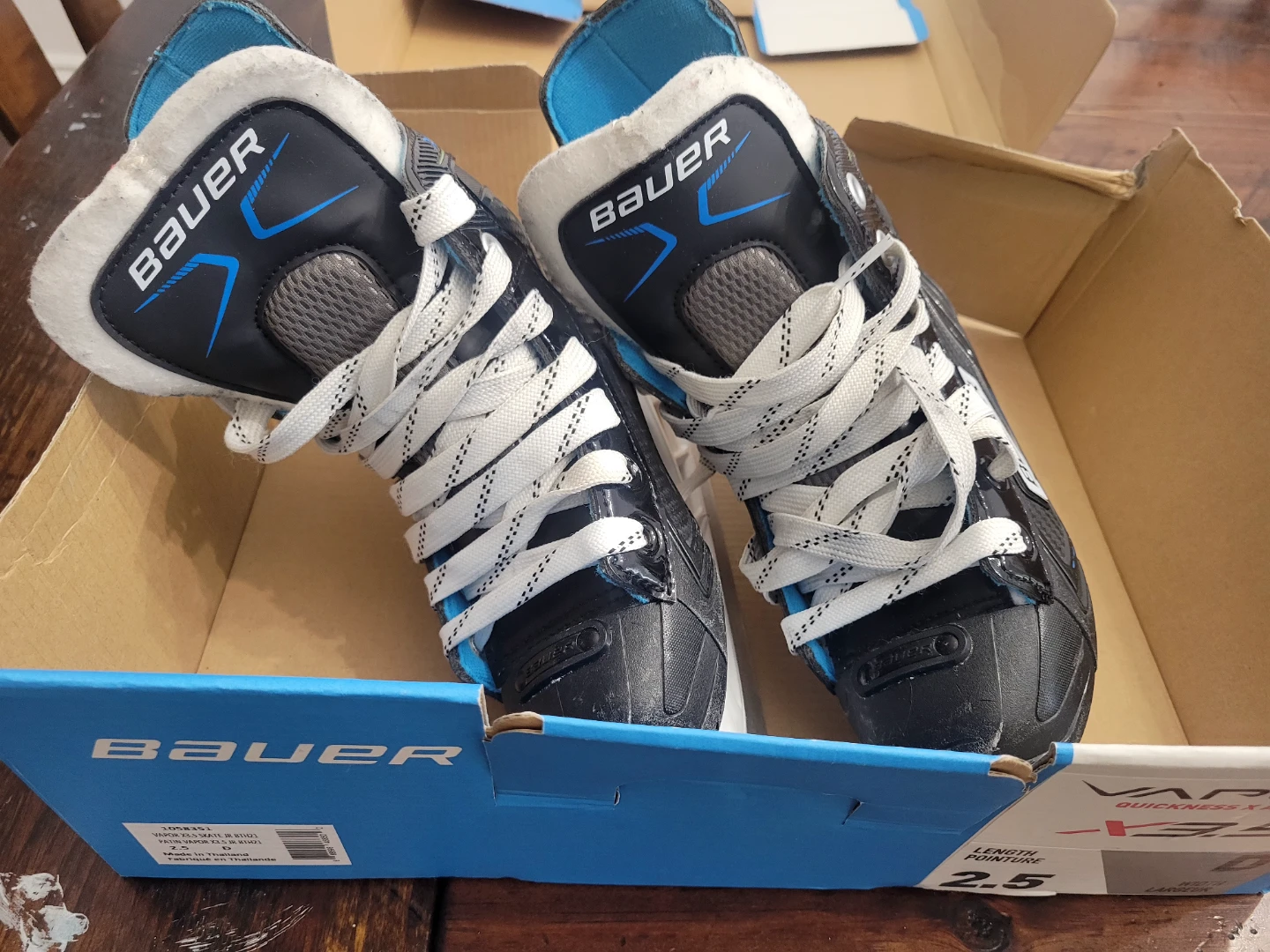 Bauer Vapor X3.5 Ice Skates - Size 2.5