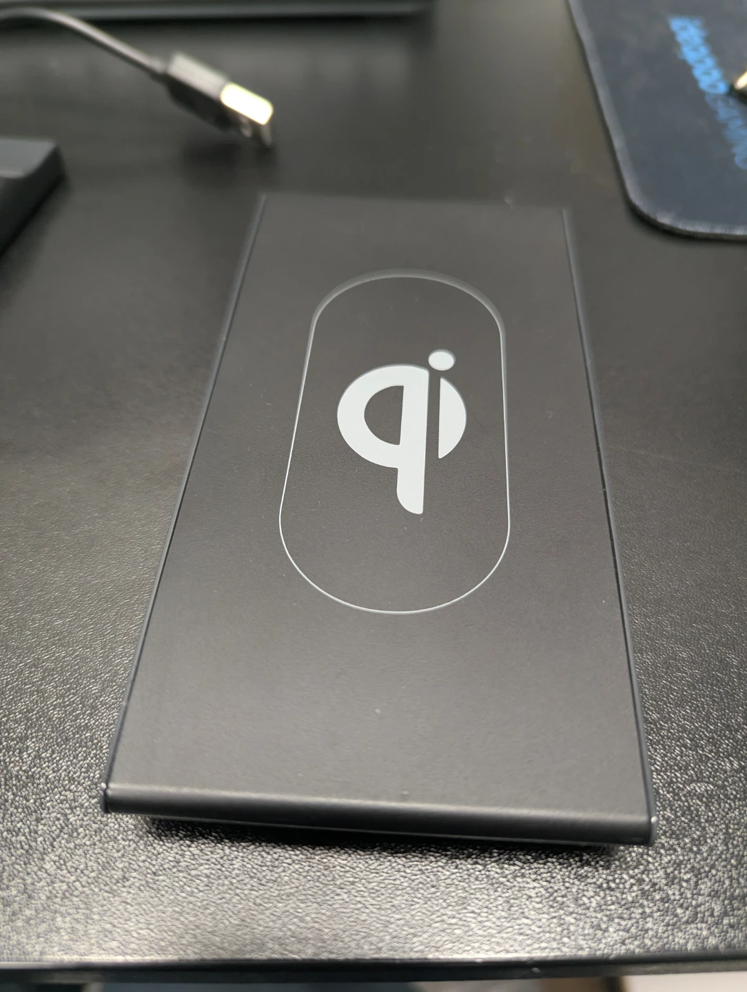 🥕Scosche Wireless Charging Power Bank - 5000mAh - photo 4