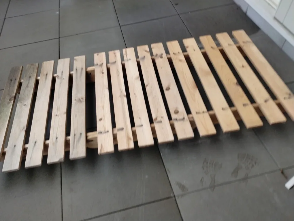 Wooden Slat Bed Frame - Good Condition image indicator(2)