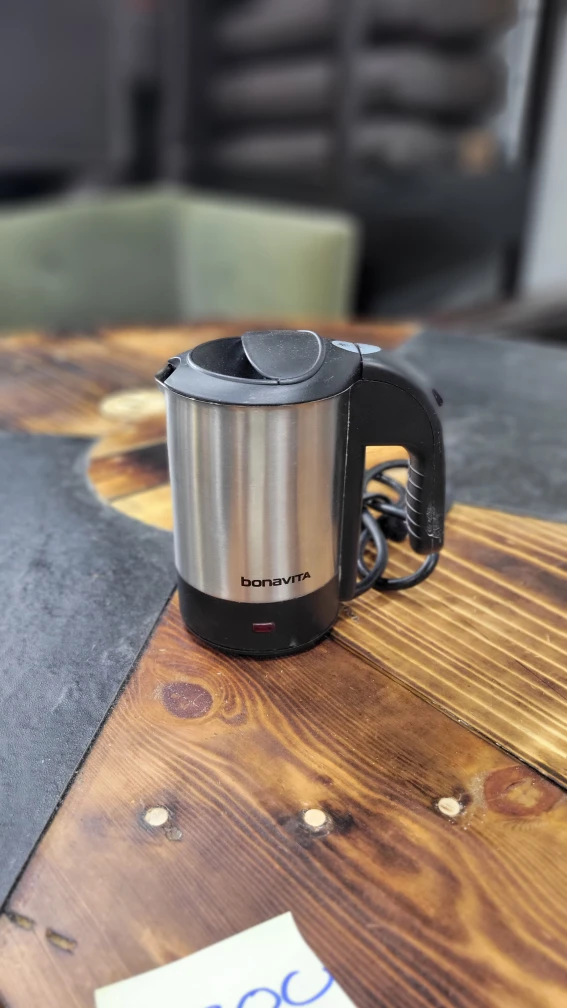 Bonavita & Hamilton Beach Electric Kettle Bundle - photo 5