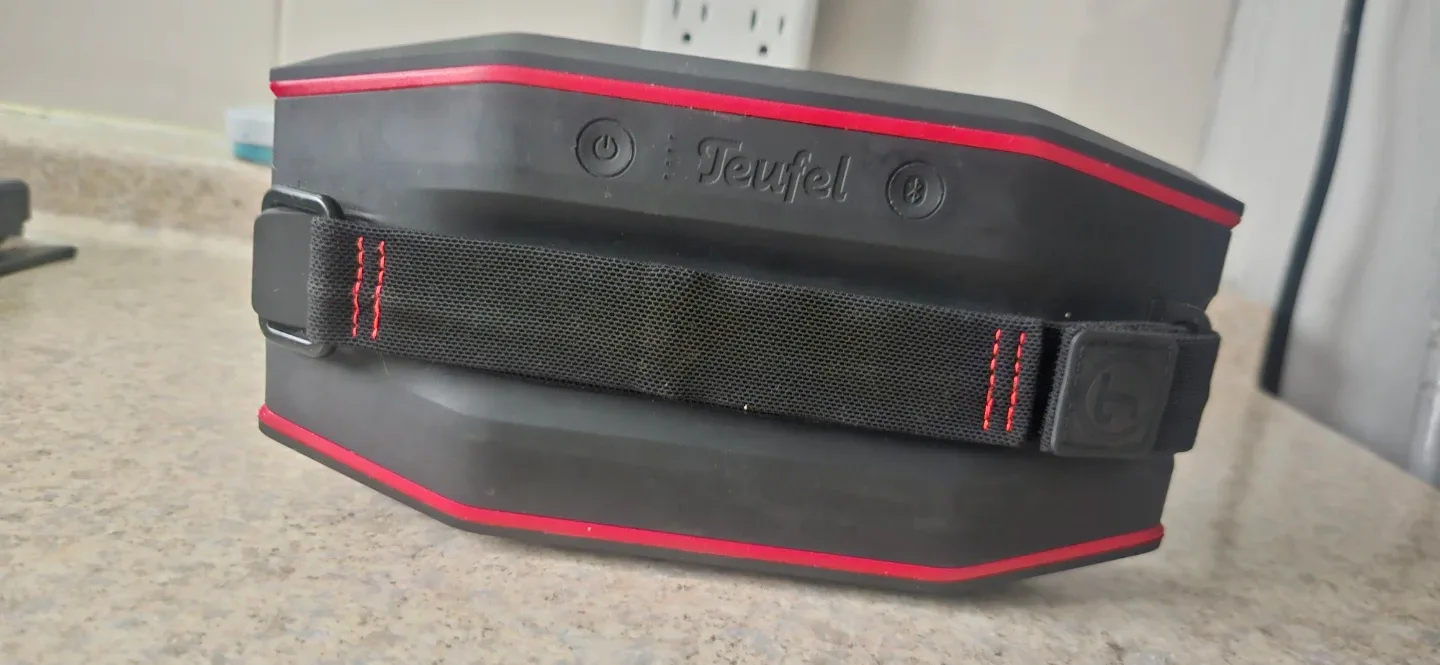 Teufel Boomster Go Bluetooth Speaker - Black/Red image indicator(2)