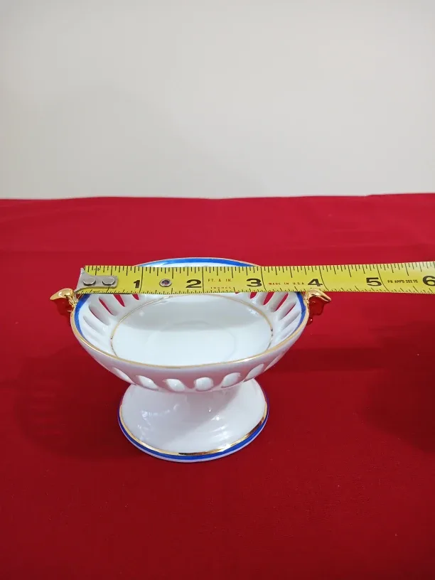 Porcelain Pedestal Bowl image indicator(7)