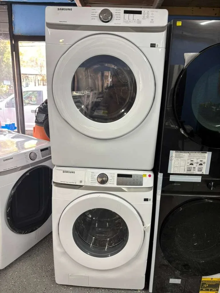 New Samsung Washer and Dryer Stackable Set - White thumbnail