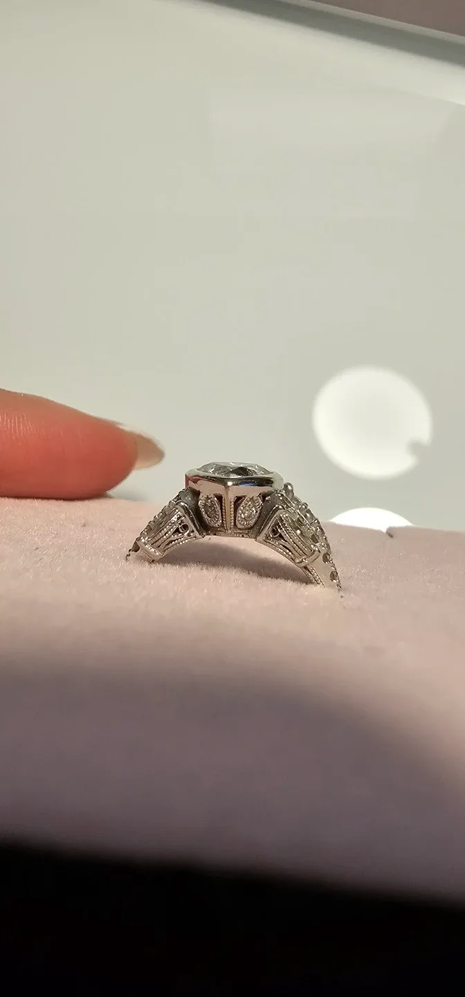 .81 Carat VS1 Heart Cut Diamond Ring with Marquis diamonds image indicator(4)