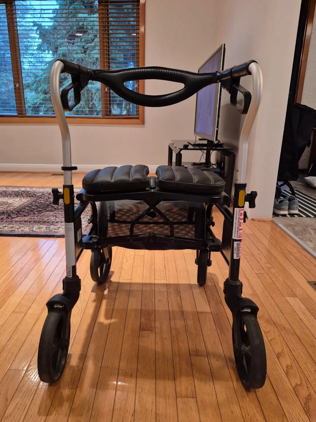 Evolution Trillium Walker Rollator (Regular) for Seniors, etc. image indicator(2)