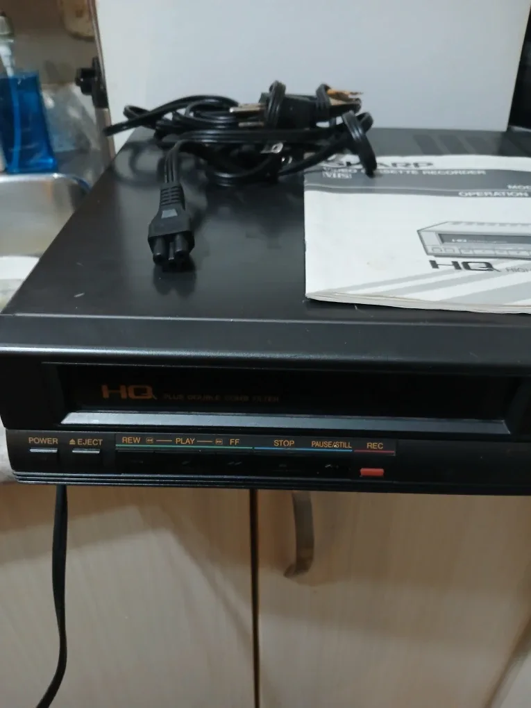 Sharp VC-2200 VHS Video Cassette Recorder image indicator(3)