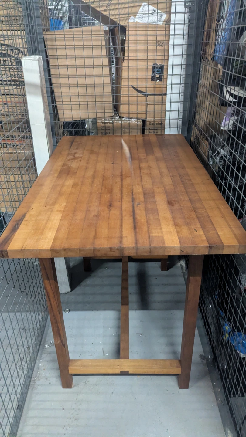 Bar Stool Table