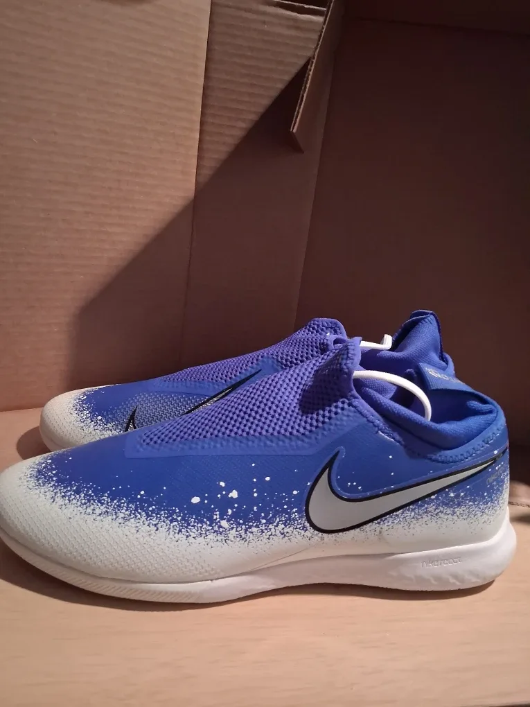 Nike Phantom Ghost Soccer Shoes
