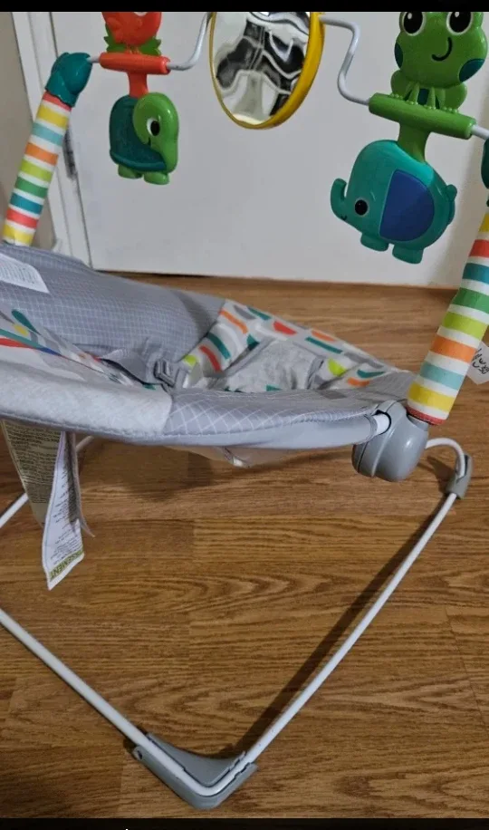 Baby Rocker/Bouncer with Toy Bar image indicator(2)