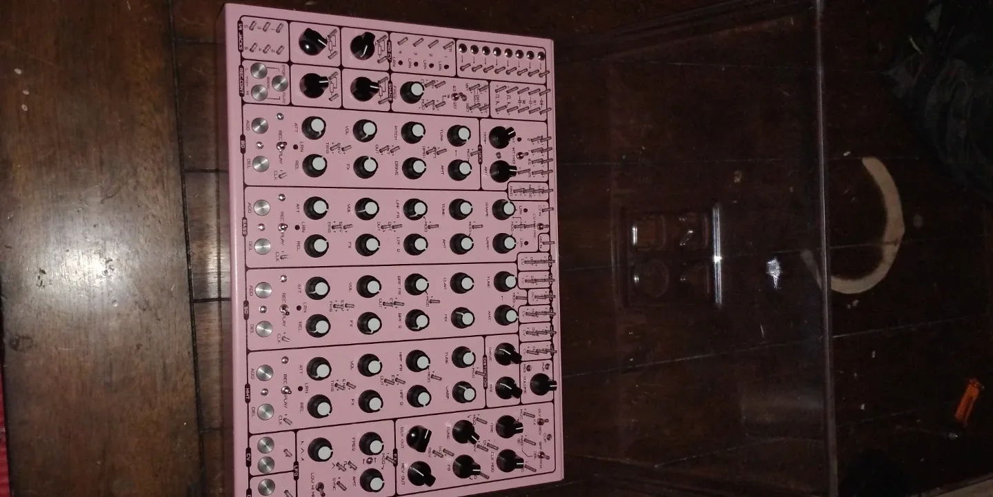 Pink Modular Synthesizer