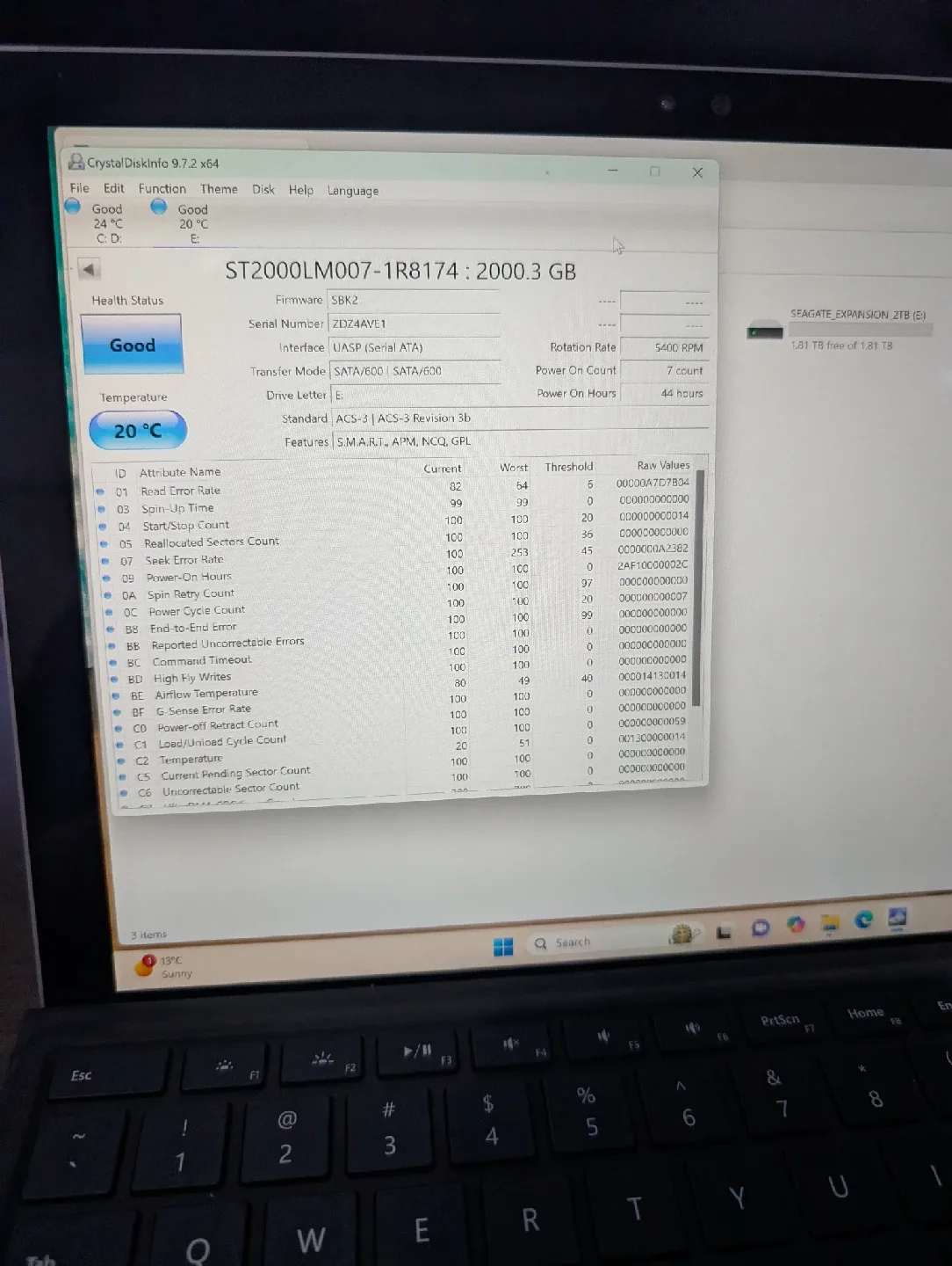 Seagate Expansion Portable 2TB External Hard Drive image indicator(10)