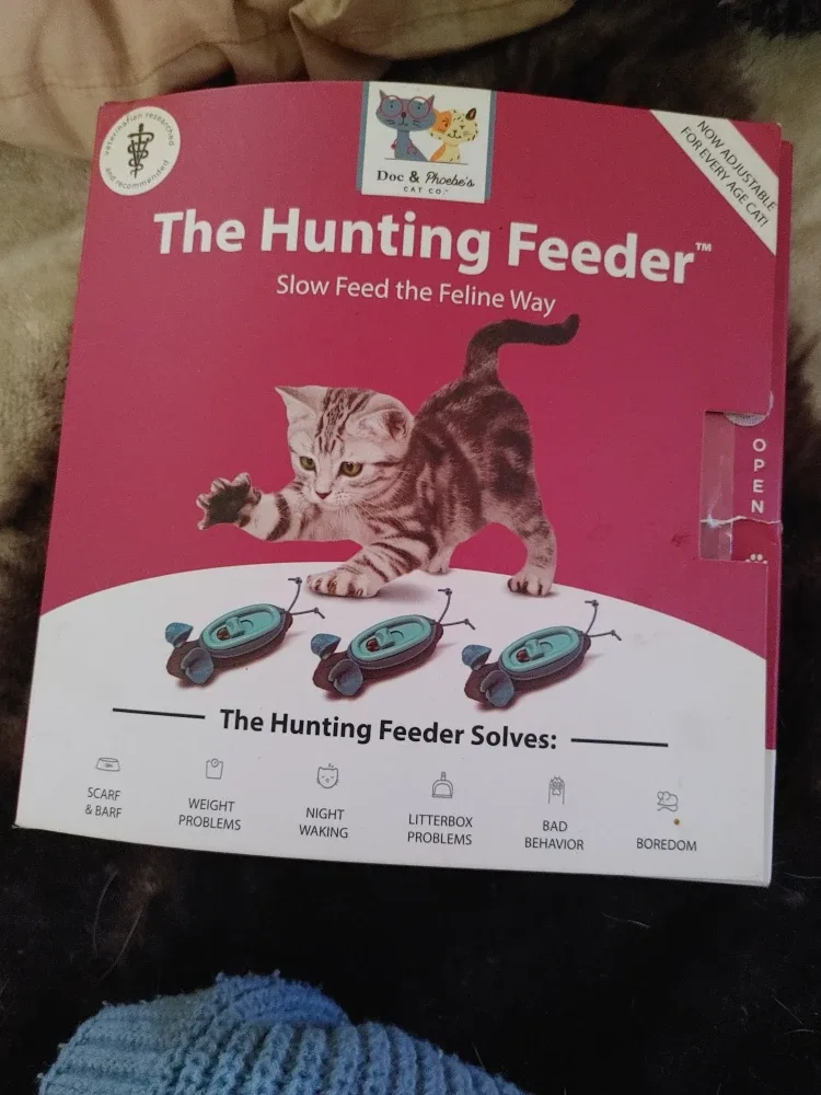 Doc & Phoebe's The Hunting Feeder for Cats image indicator(3)