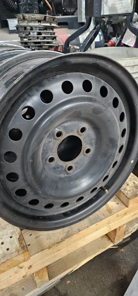 X42655 Multi 16X6/125-41/2 Steel  Rim image indicator(2)