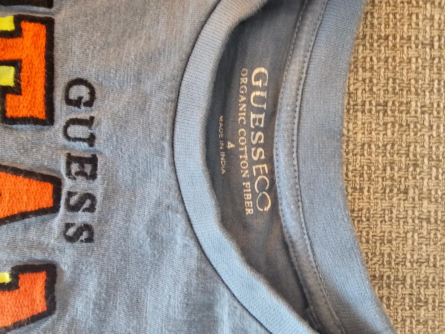 Guess Kids T-Shirt, Size 4 image indicator(2)