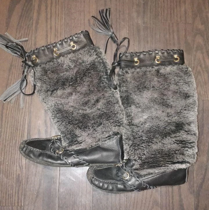 Women's Juicy Couture Moccasin Leather & Faux Fur Boots Size 6 - photo 5