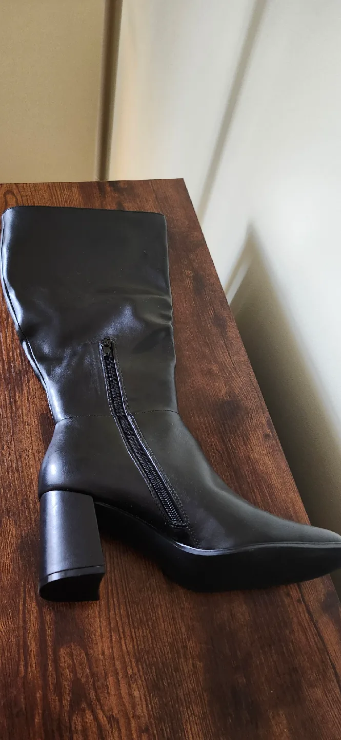 Madden Girl Magnoliaa-WC Black Boots - Size 8 image indicator(8)