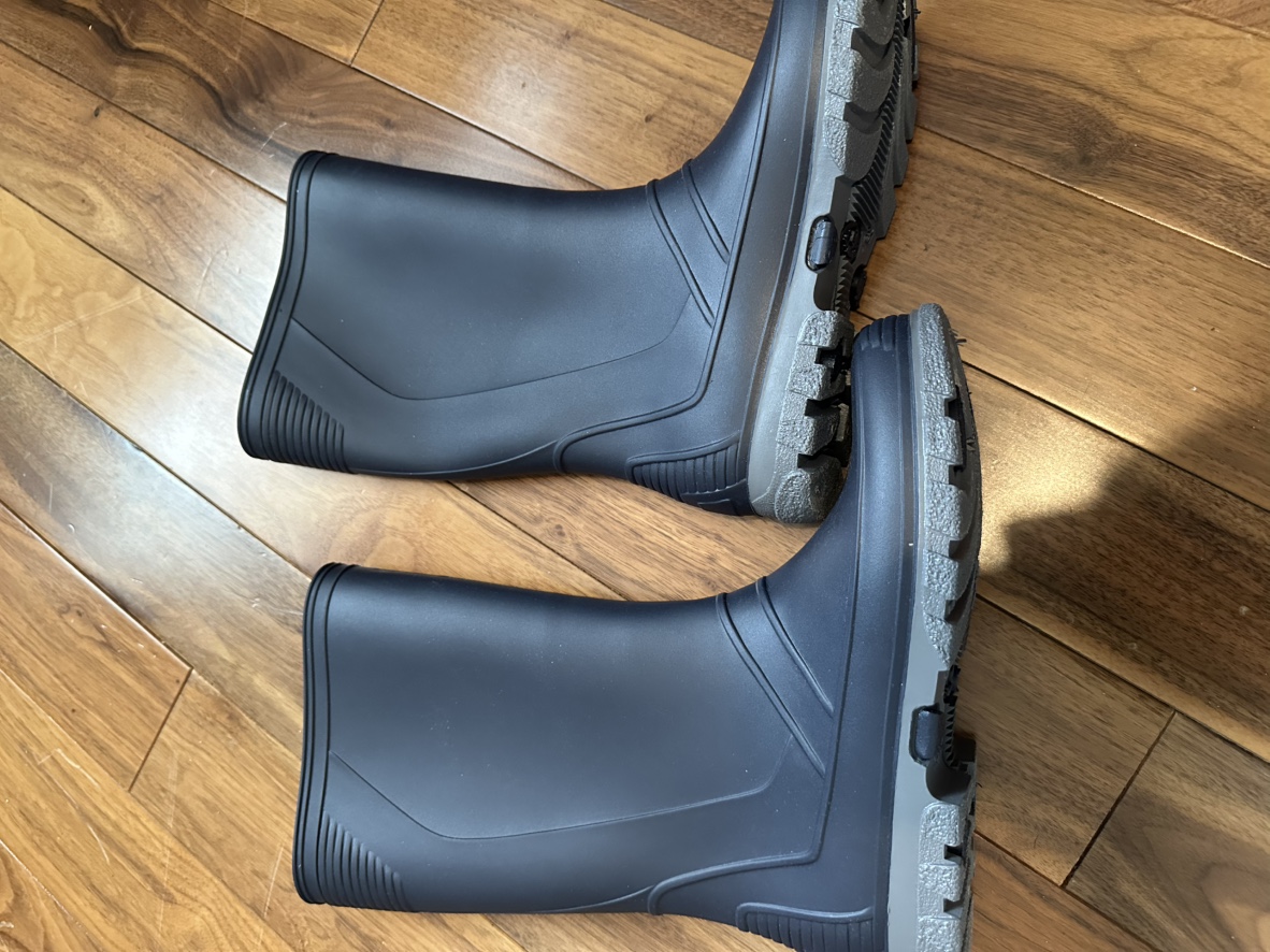 Grey Rubber Rain Boots, kids size 5 - photo 3