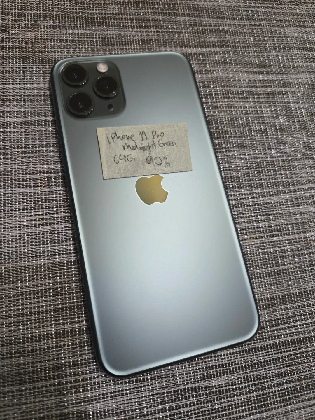 iPhone 11 Pro Midnight Green 64GB - 90% Battery image indicator(2)