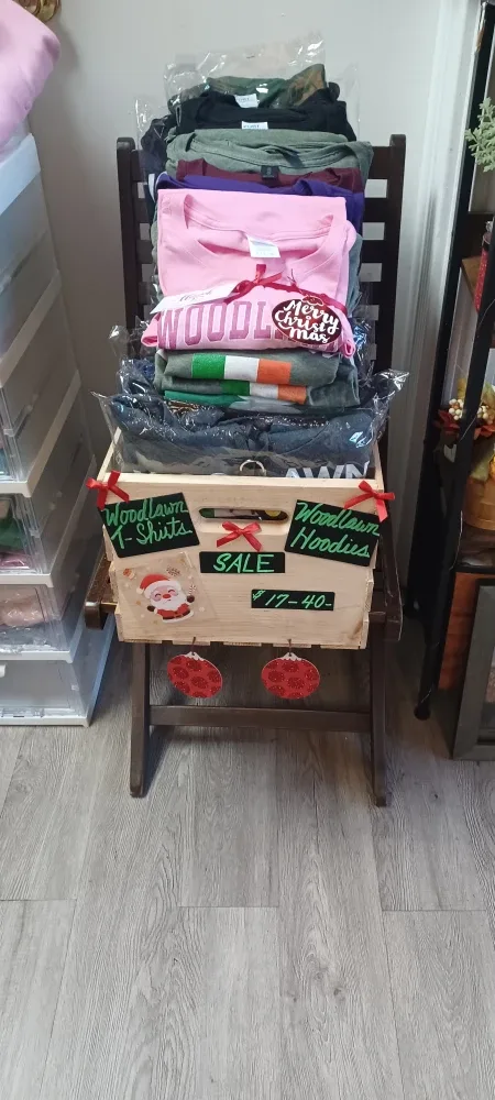 Woodlawn Hoddies & T Shirts image indicator(2)