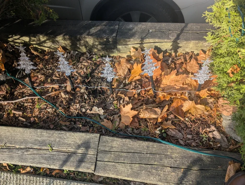 Festive Lights Acrylic Tree Stakes - 5 LED Lights CASH ONLY image indicator(2)