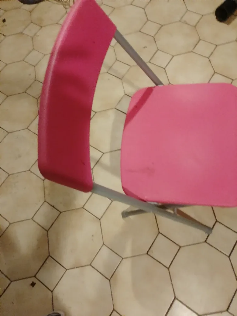 Pink Folding Chair ~(Have 3 of Them. $10 each or All 3 for $20.) image indicator(3)