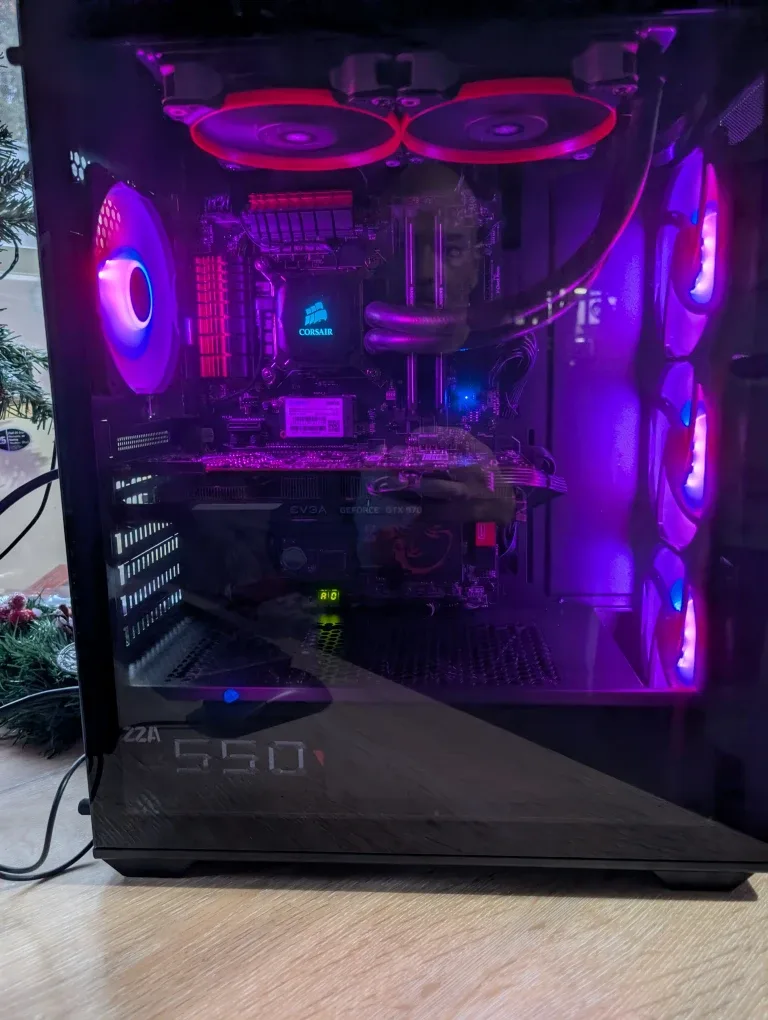 Custom Gaming PC - Intel i5-4670K, 16GB RAM, NVIDIA GTX 970 image indicator(7)