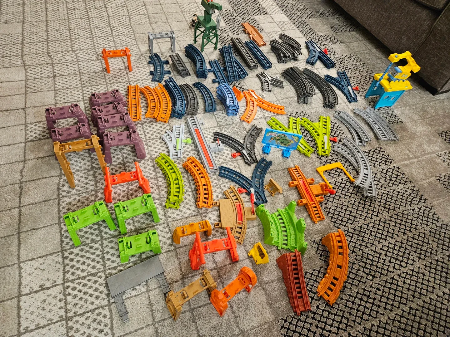 Thomas & Friends TrackMaster Train Tracks Lot image indicator(2)