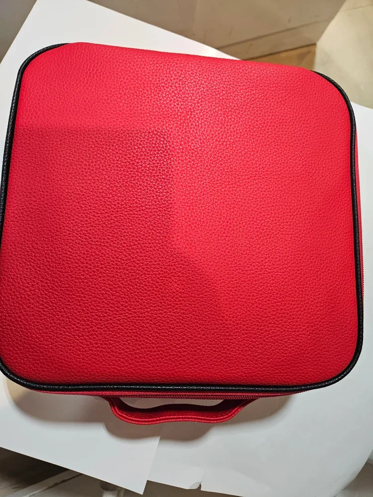 Red Studded Handle Makeup/Cosmetic Case image indicator(4)
