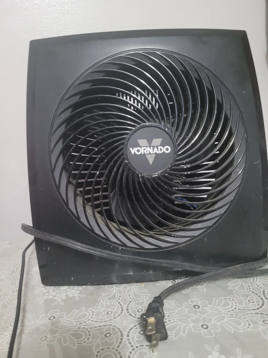 Vornado Heater - Black image indicator(2)