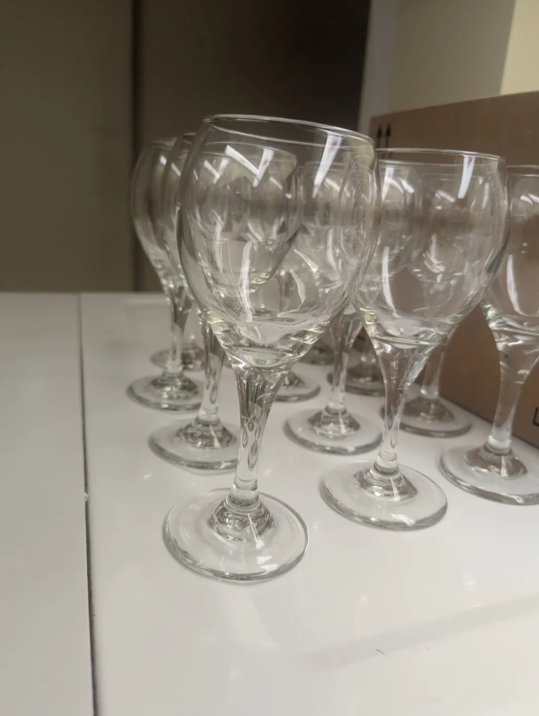 Set of 10 Wine Glasses, 2 champagne glasses 🥕 image indicator(2)