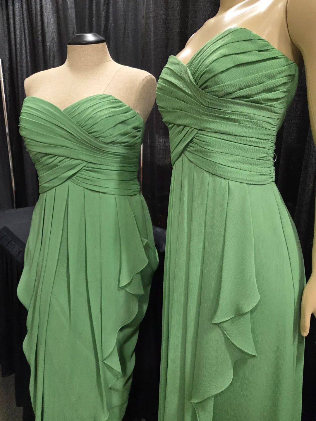 2 David's Bridal - Size 8 & 14 image indicator(6)