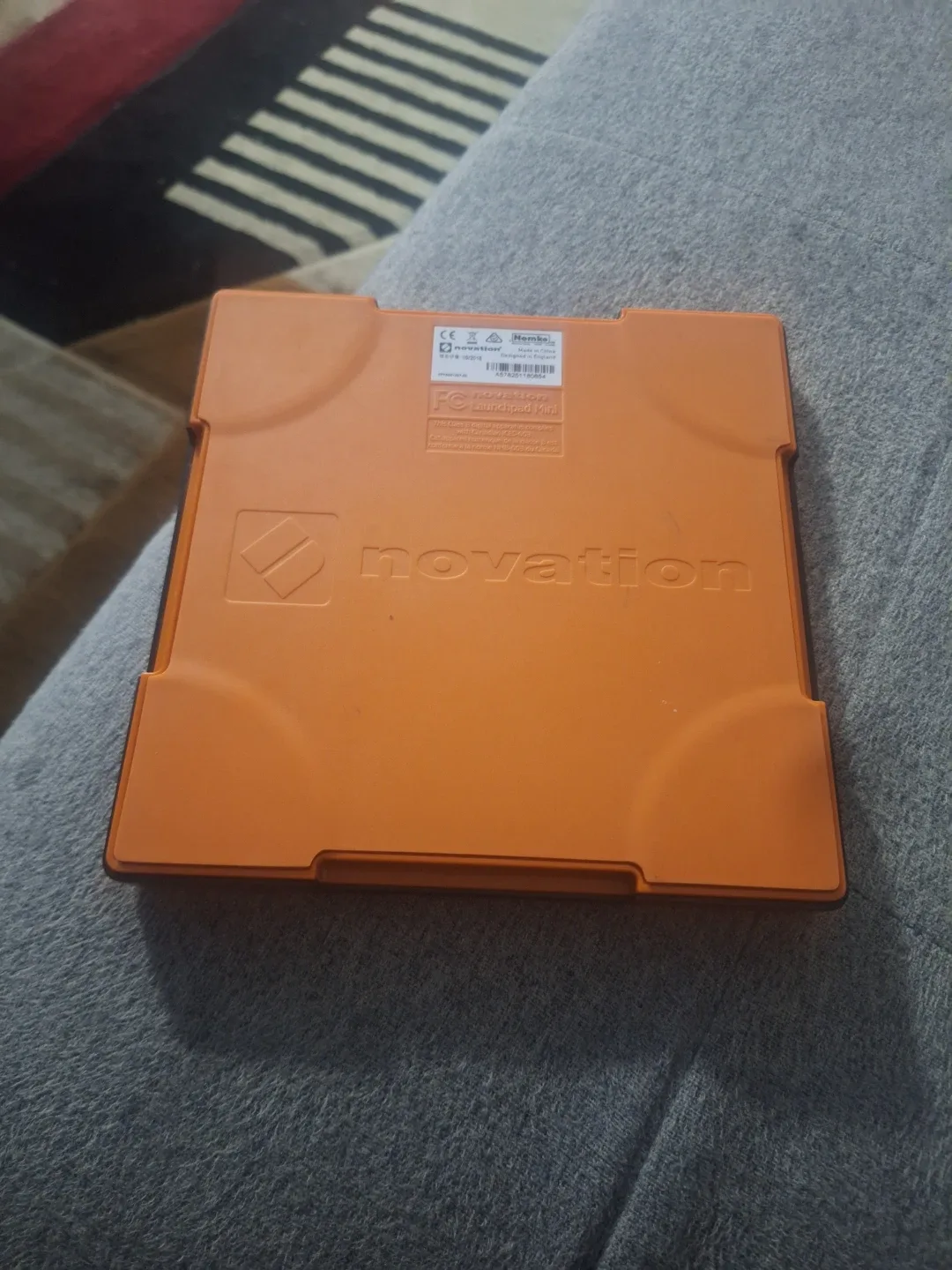 Novation Launchpad Mini image indicator(2)