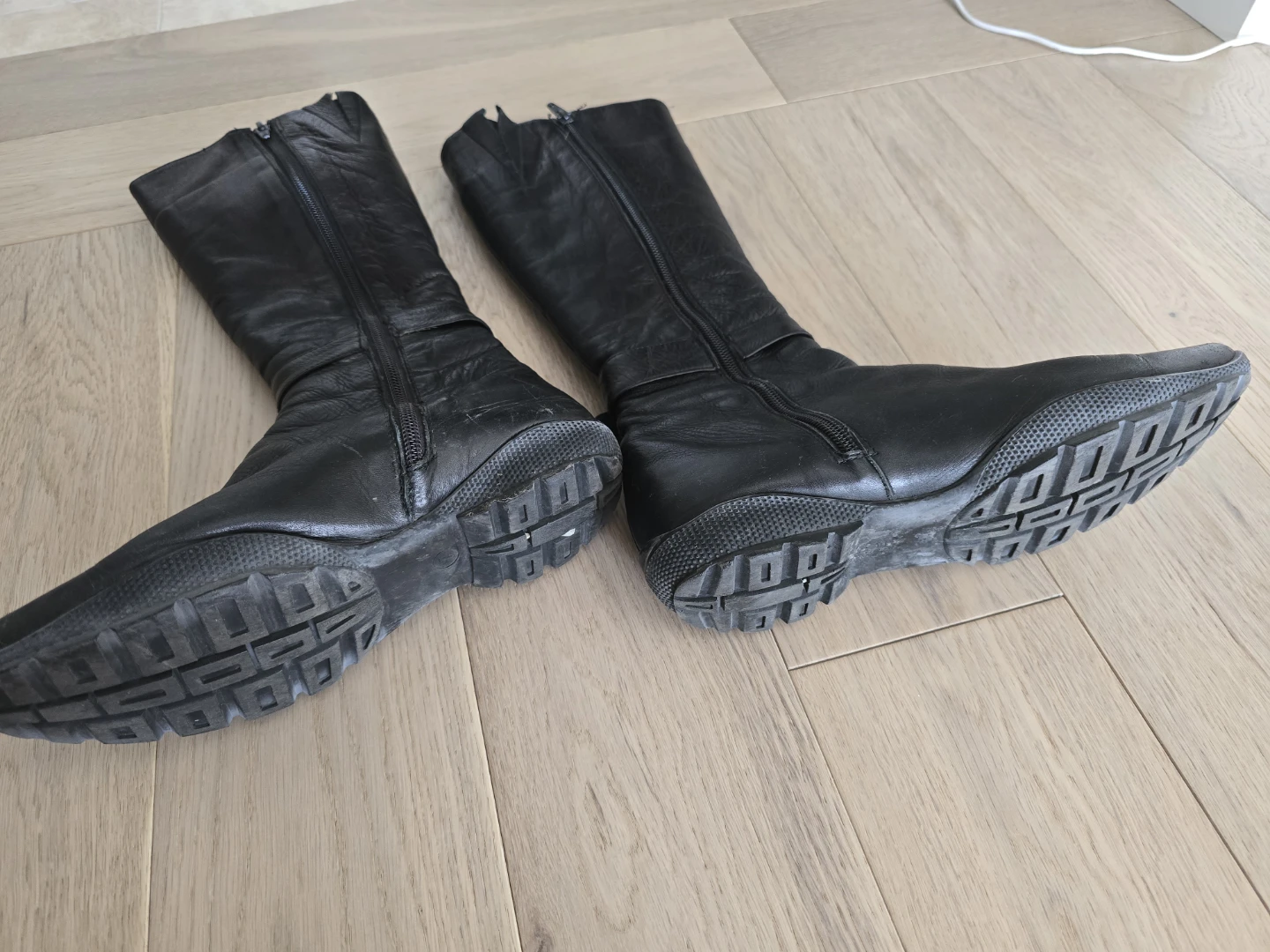 Authentic 37 - photo 5