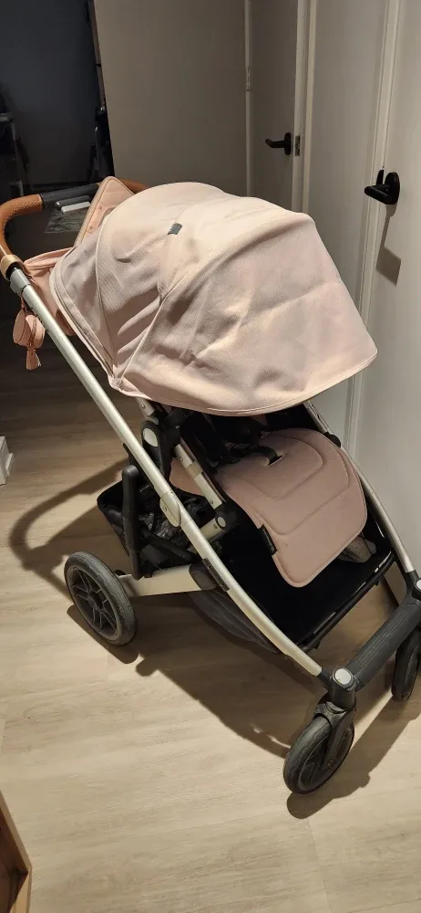 Uppababy cruz v2 in the color Alie!