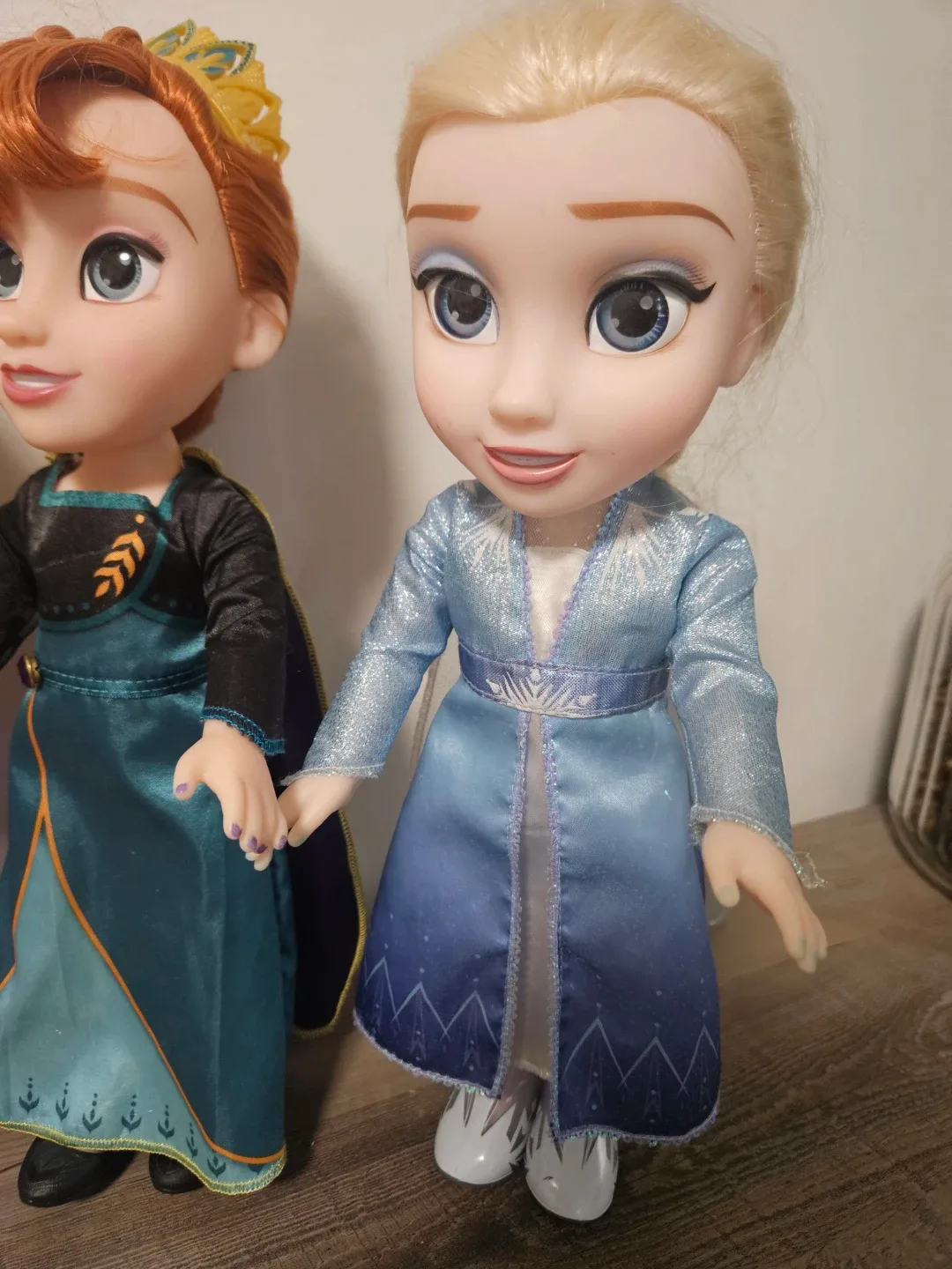 Disney Frozen & Encanto Dolls image indicator(5)