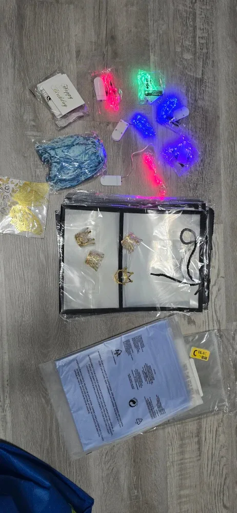 Gift wrapping bundle items for sale