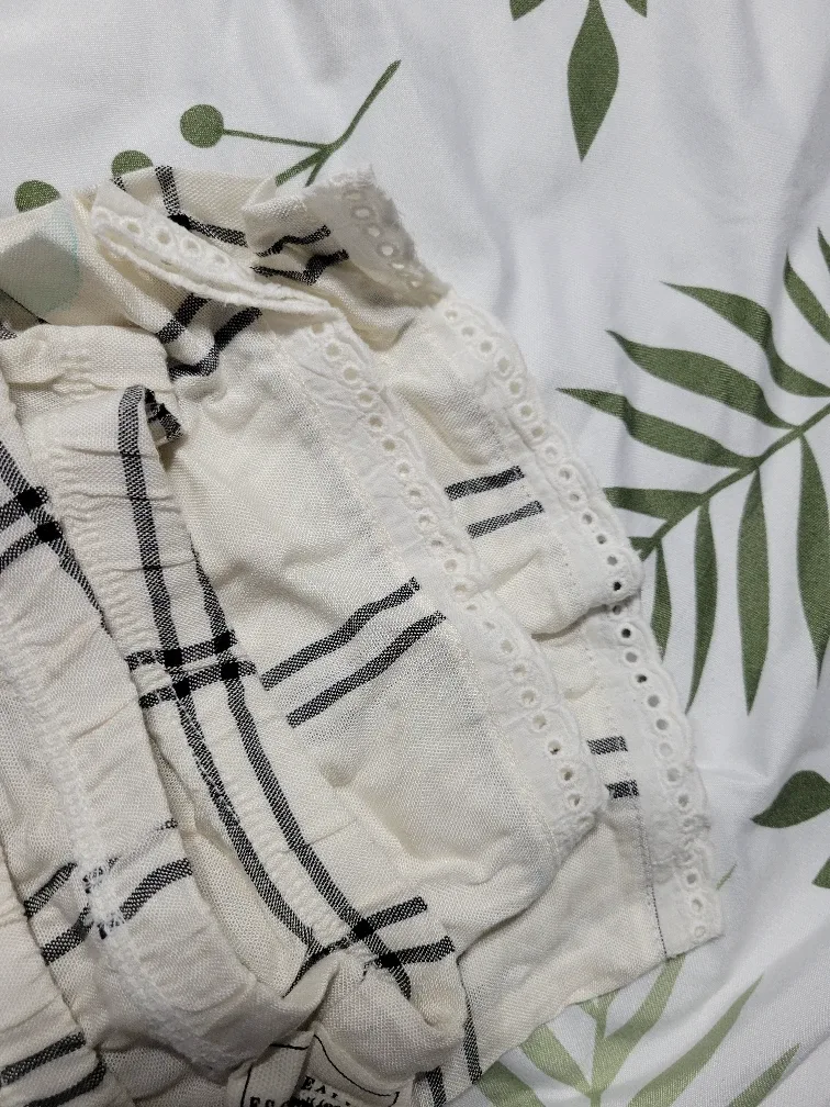 ESQ Women's Plaid Pants - Size 2XL image indicator(2)