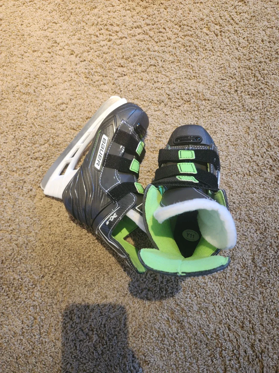 Bauer XLS Youth Hockey Skates - Size Y11 image indicator(2)