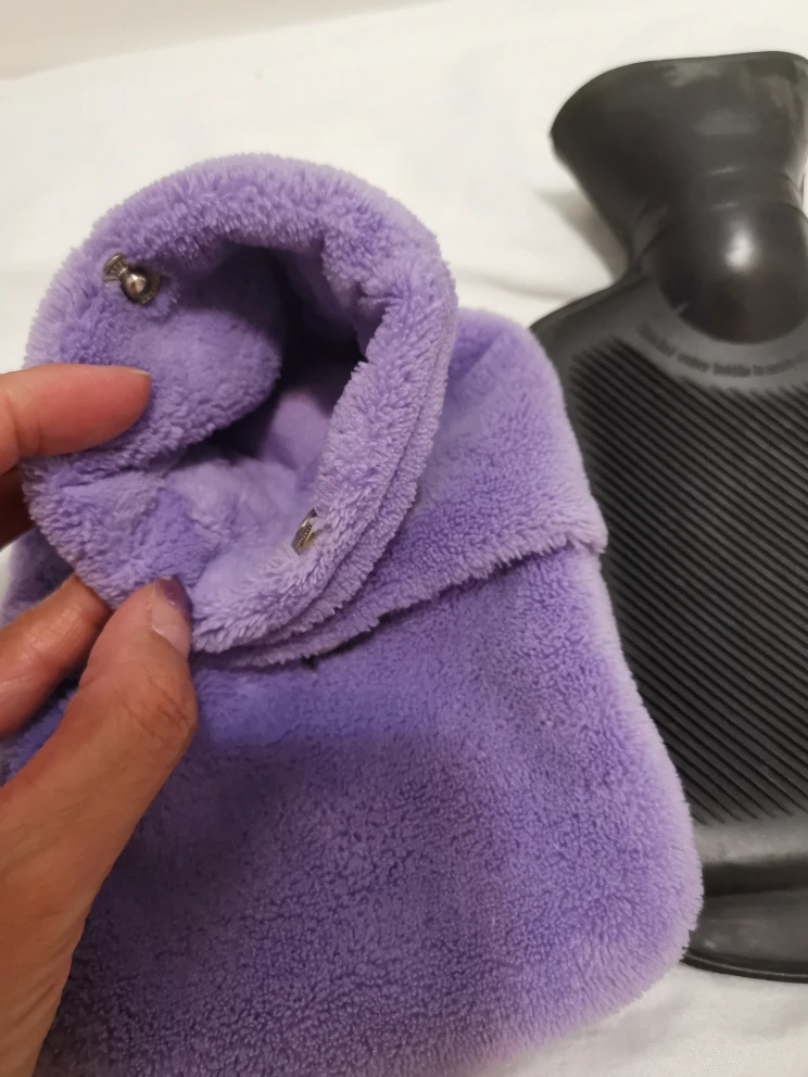 Anna Sui Hot Water Bottle with Cover - photo 2