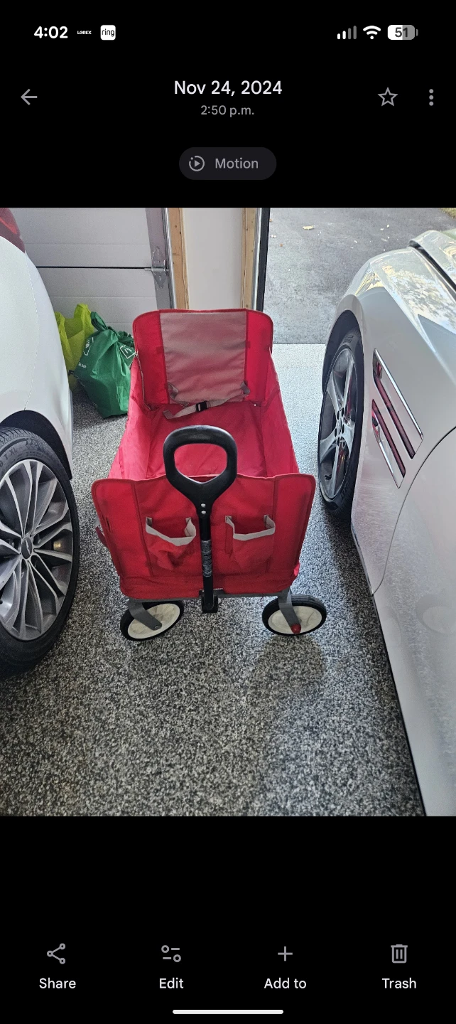 Radio Flyer Red Folding Wagon