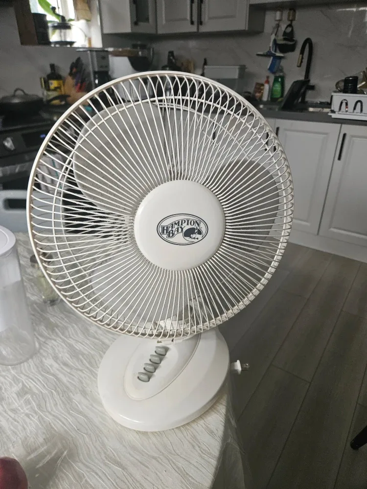 Hampton Bay White Table Fan