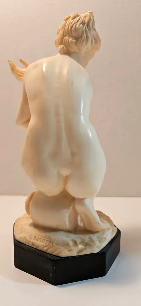 G. Ruggeri Statue image indicator(4)