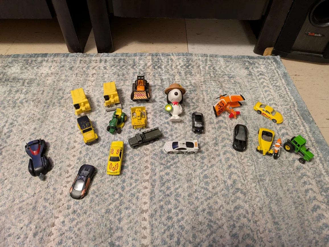 Assorted Toy Cars & Snoopy Figurine